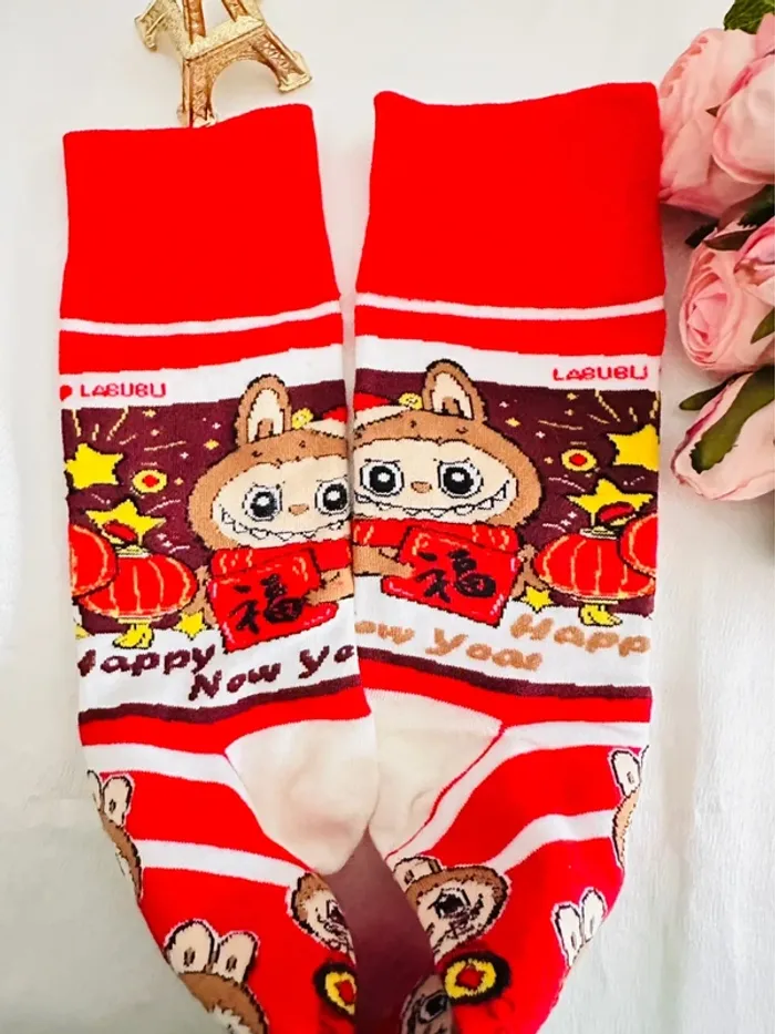 🧦 Chaussettes Labubu – Édition Nouvel An rouge & lanternes 🧦 - photo numéro 2