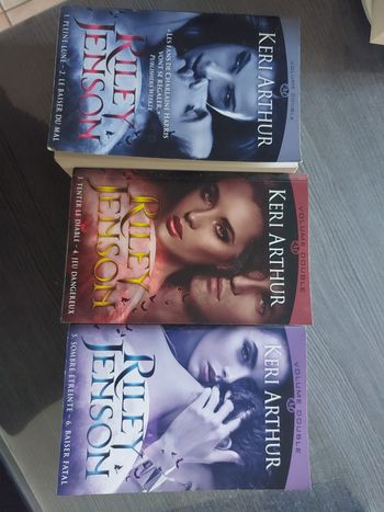 Riley Janson - Keri Arthur