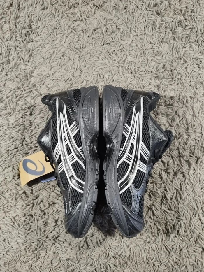 Asics Gel Kayano 14 Taille 44 - photo numéro 3