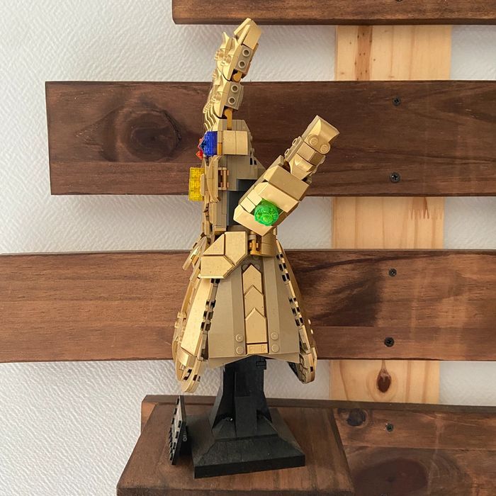 Gant de Thanos Lego - photo numéro 2