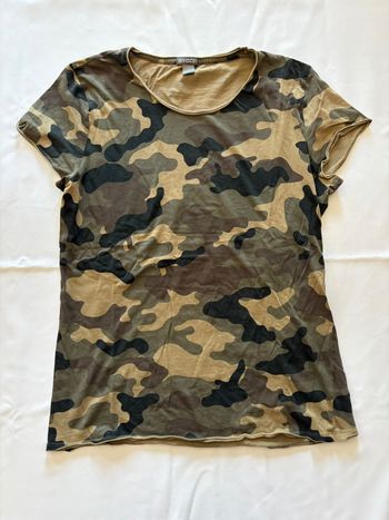 T-shirt à motif militaire noir et vert - Divided - M/38