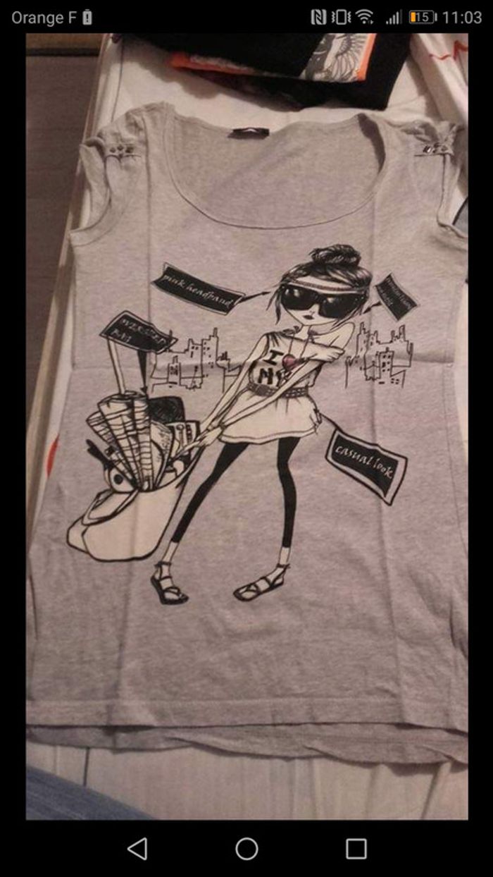 Tee shirt