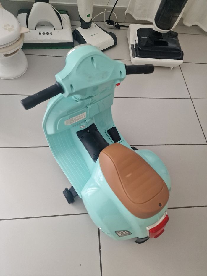 moto vespa enfant - photo numéro 4