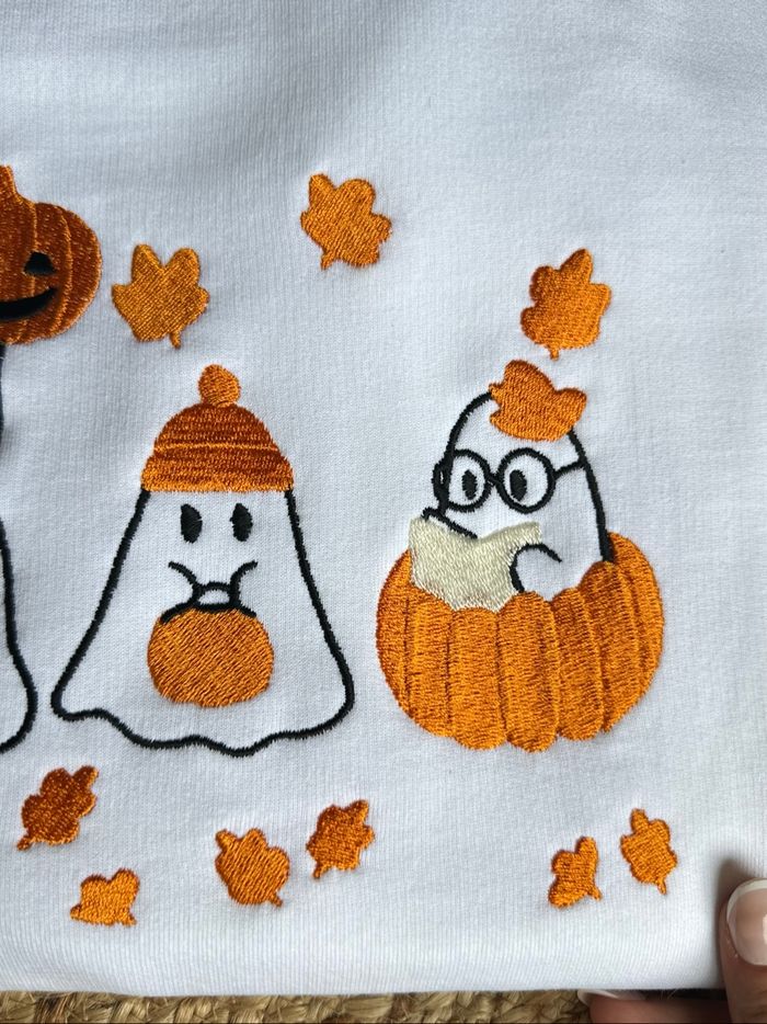 Pull brodé fantômes Halloween – unisexe automne cocooning - photo numéro 3