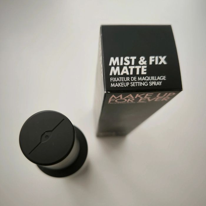Brume Fixatrice Matifiante Mist and Fix Matte Make Up For Ever - photo numéro 3