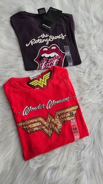 NEUFS (non porté)🏷🏷 🩷🤩😍superbes teeshirts ML 10 ans fille 🩷🤩😍