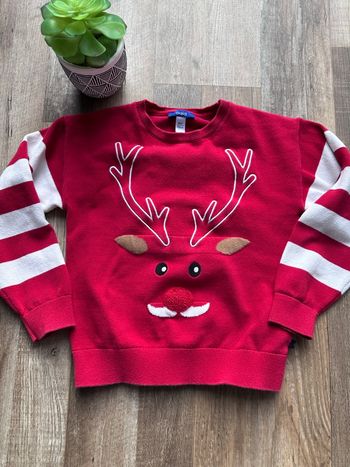 - Pull Okaidi - 8 ans - Très bon état 