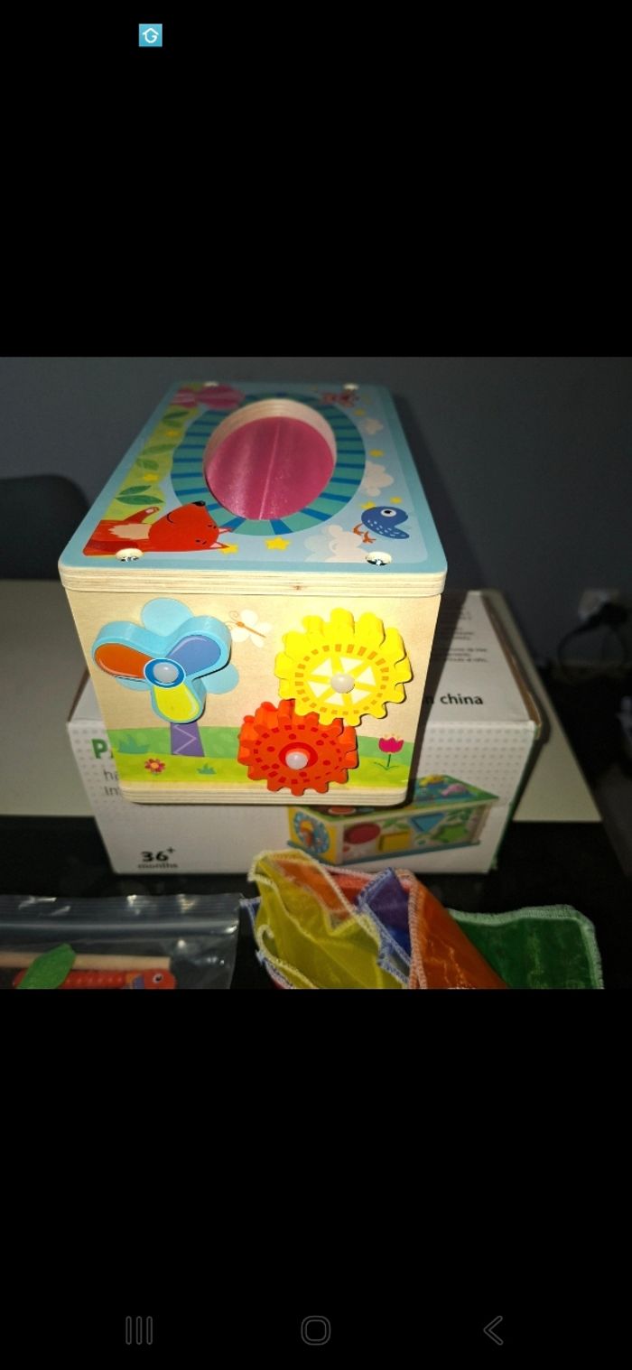 Jeu éducatif 6 en 1 en bois boîte a mouchoir Montessori  bébé - photo numéro 5