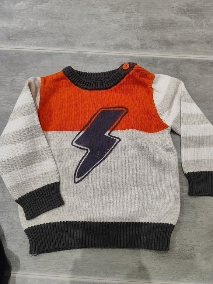 Lot de vêtements en 12 mois - photo numéro 8