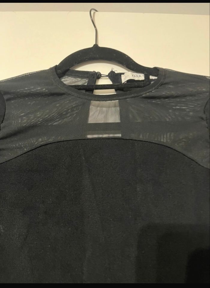 Body noir transparent notamment dans le dos - photo numéro 2