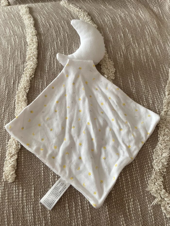 Peluche doudou plat 38cm Simba toys lune blanc et jaune neuf - photo numéro 3