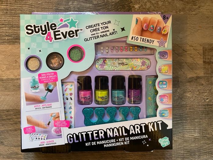 Kit de manucure « glitter nail art »