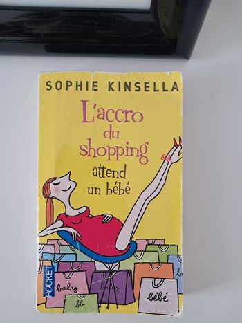 L'accro du shopping attend un bébé