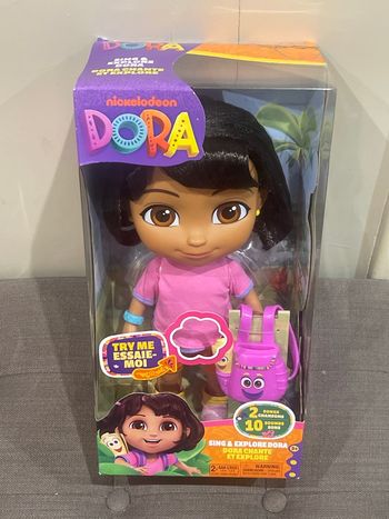 Poupée dora l exploratrice  nickelodeon 