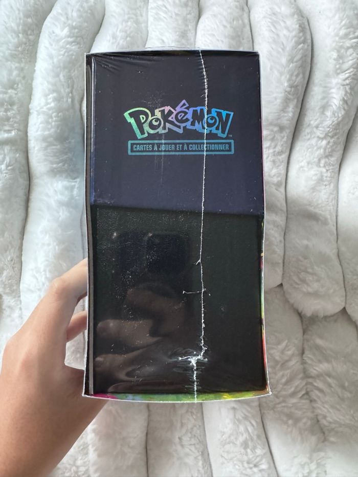 Pokémon Etb Flammes fantasmagoriques - photo numéro 2