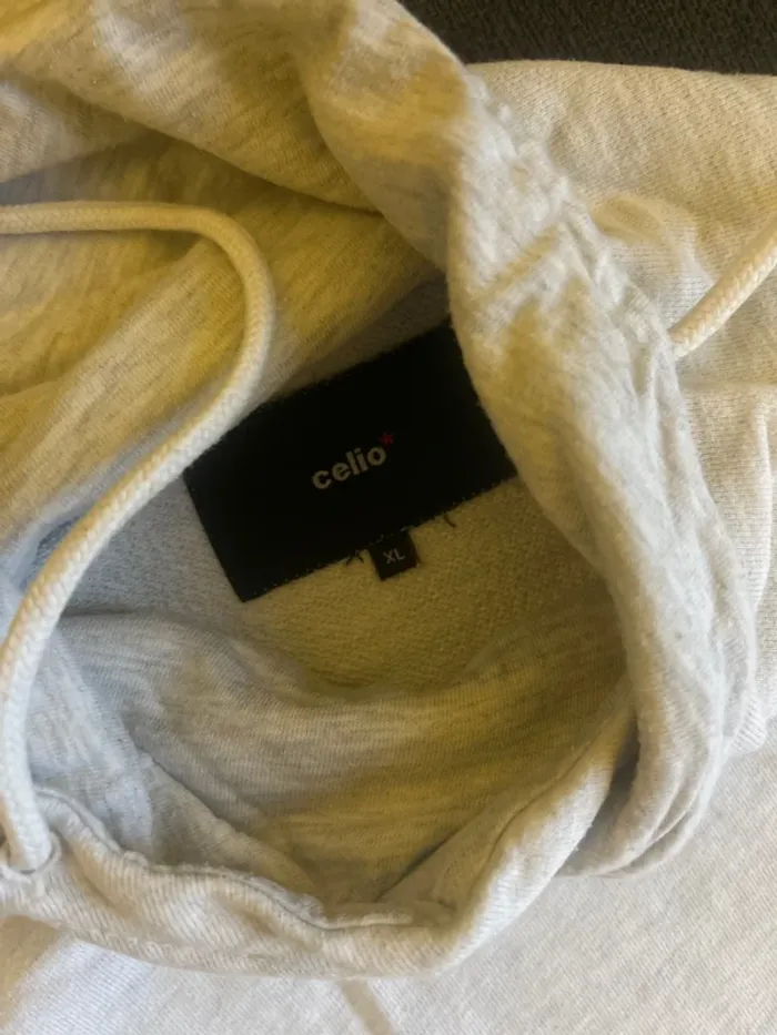 Sweat homme col croisé celio taille XL - photo numéro 2