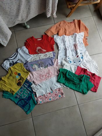 Lot de 14 t-shirt chemise sans manches coton T. 2 ans