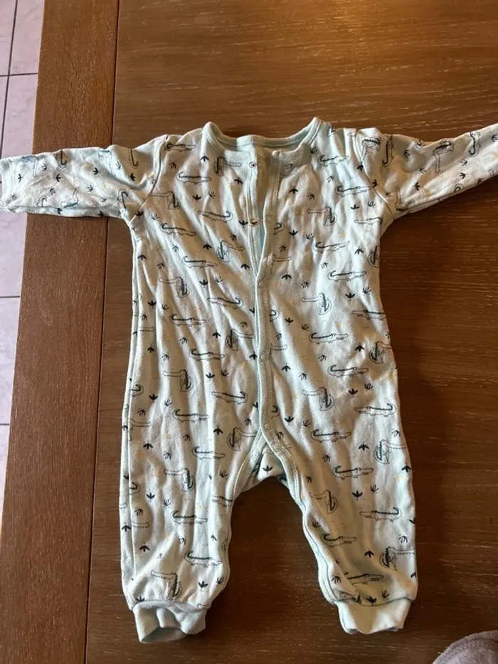 Pyjama bébé