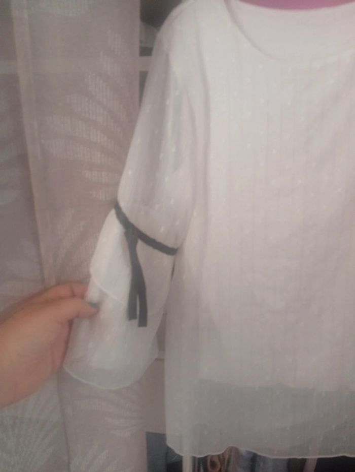 Haut femme tulle taille 36-38 - photo numéro 2