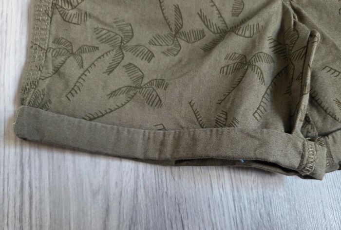 🌸 Short léger motif palmiers 8 ans 🌸 - photo numéro 2