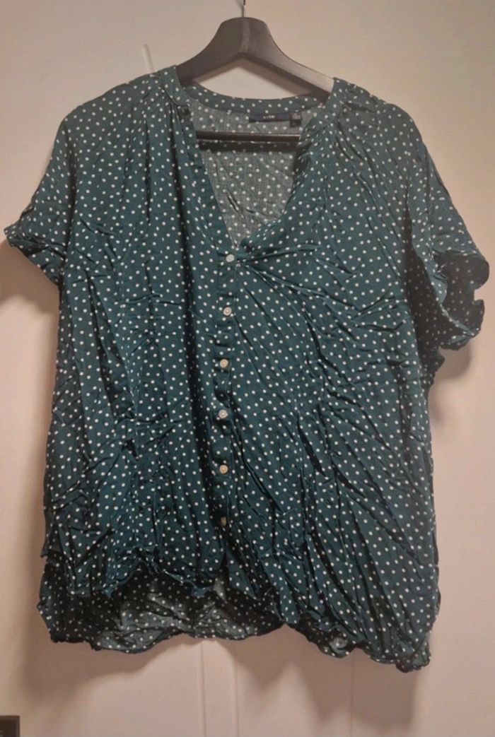Blouse verte petit pois