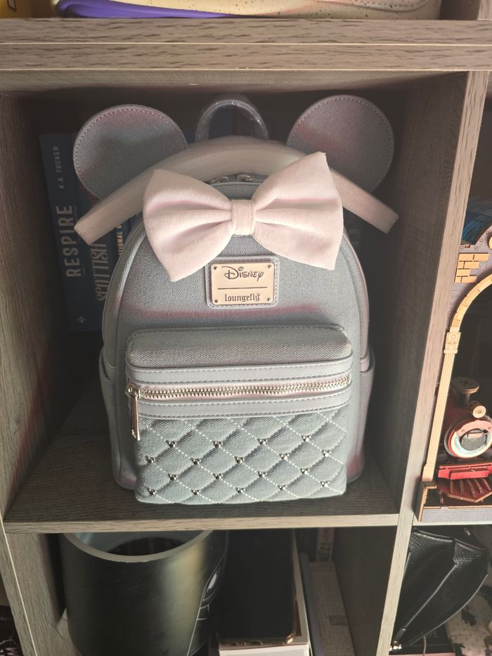 Loungefly Minnie Jeans