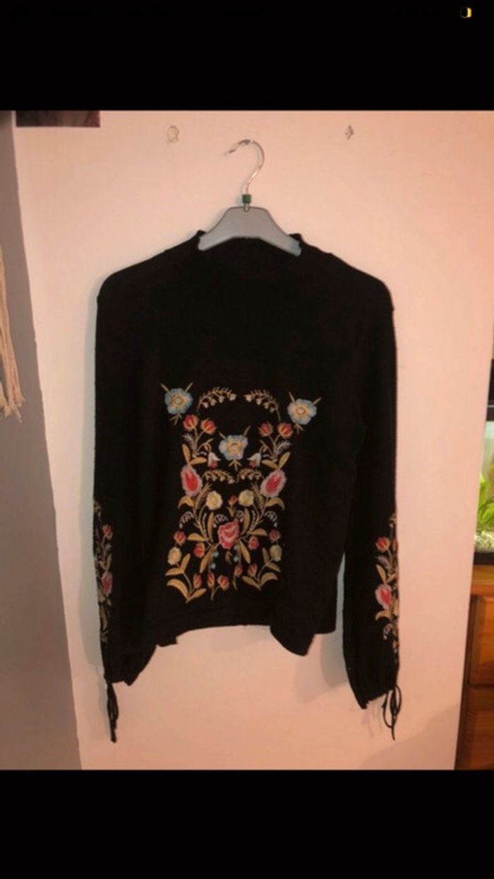 Pull à fleurs - photo numéro 5