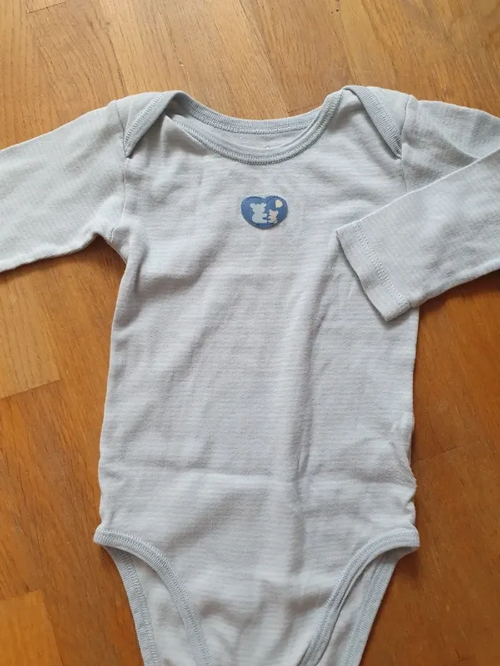 Body bleu - photo numéro 2