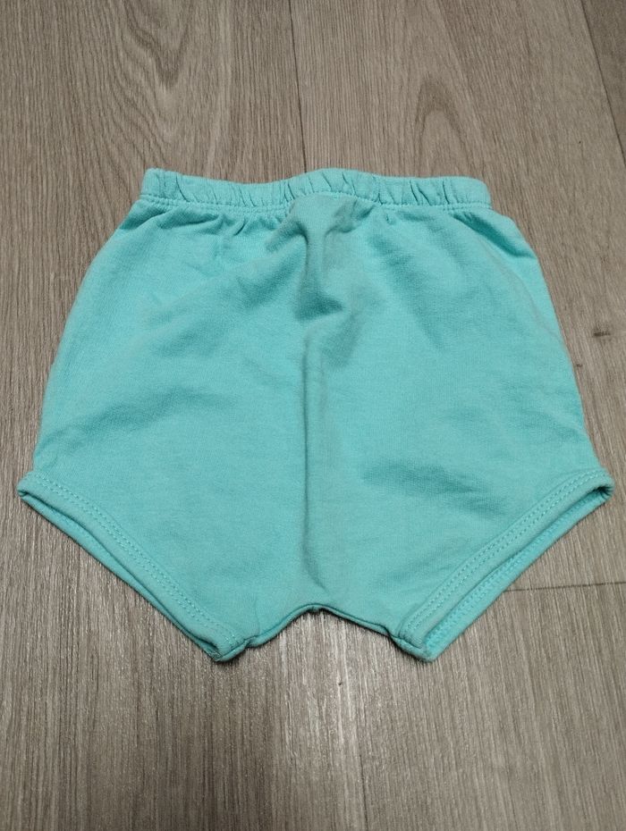 Lot 2 short léger - photo numéro 5