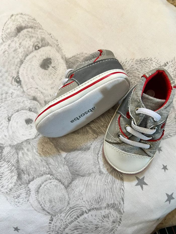 Très joli chaussons bébé - photo numéro 2