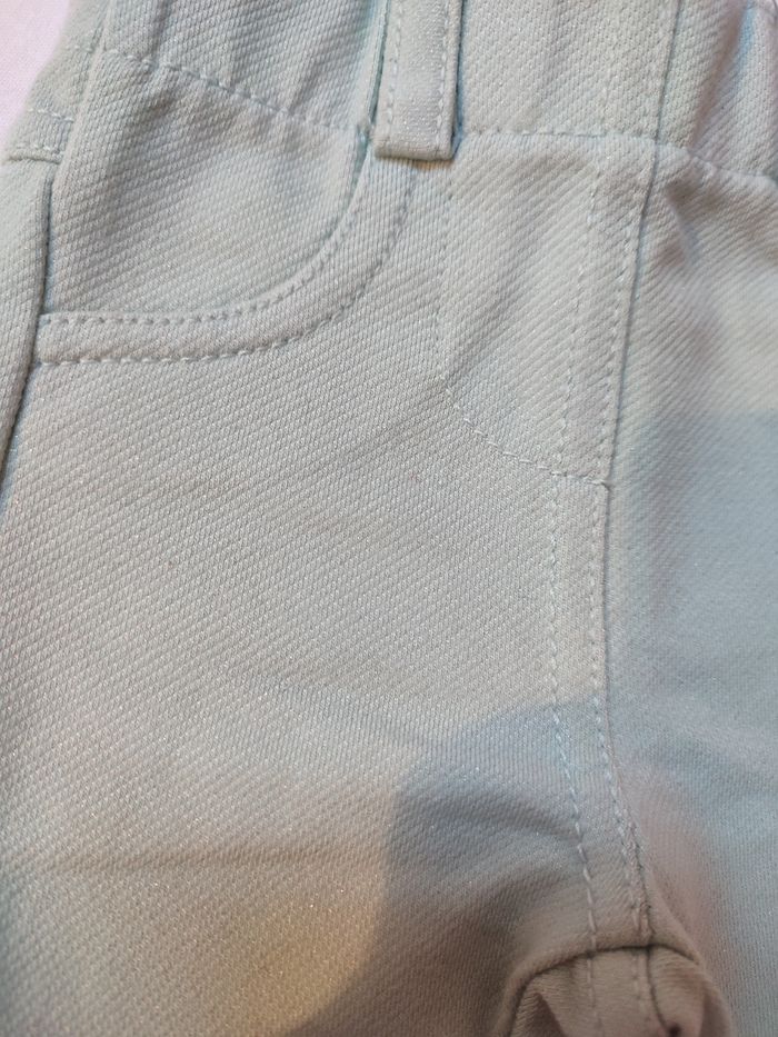 Pantalon legging bébé - 1 mois - Très bon état - Kiabi - photo numéro 3
