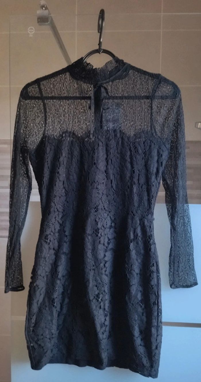 Robe noire Zara - photo numéro 2