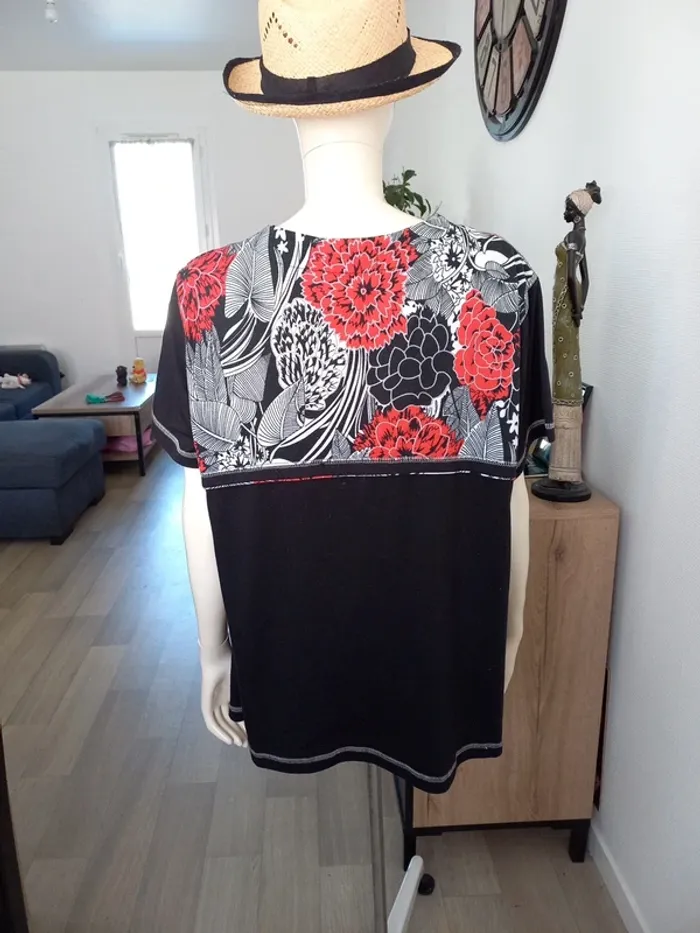 Haut femme 54 - photo numéro 6