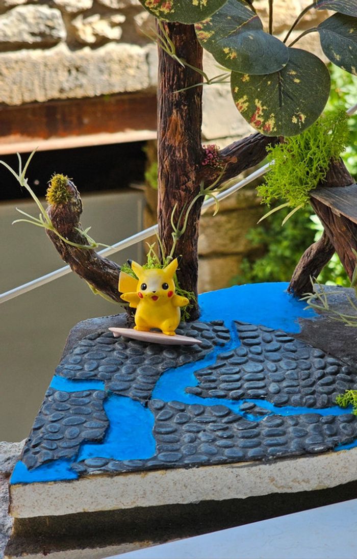Super figurine Pokemon Nintendo tomy C.G.T.S.J pikachu surfeur