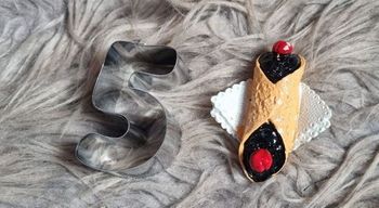 emporte pièces et aimant neuf