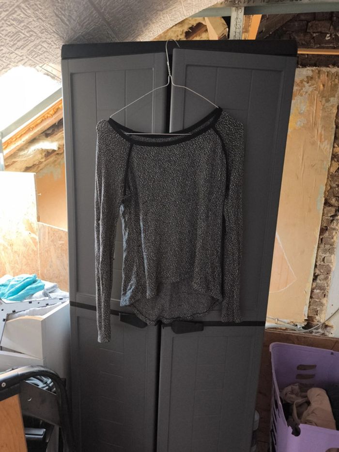 Un pull fin et léger en taille L, parfait pour toutes les saisons ! - photo numéro 2