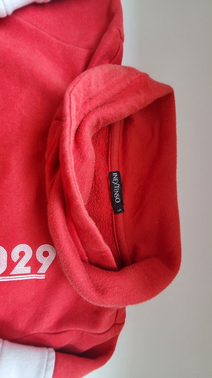 Pull rouge - photo numéro 2