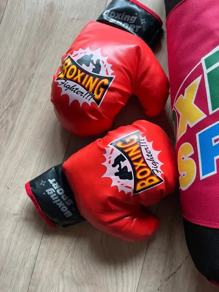 Punching ball boxe rouge avec gants enfants - photo numéro 4