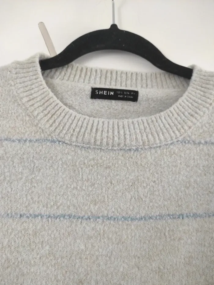 Pull femme Shein taille S - photo numéro 2