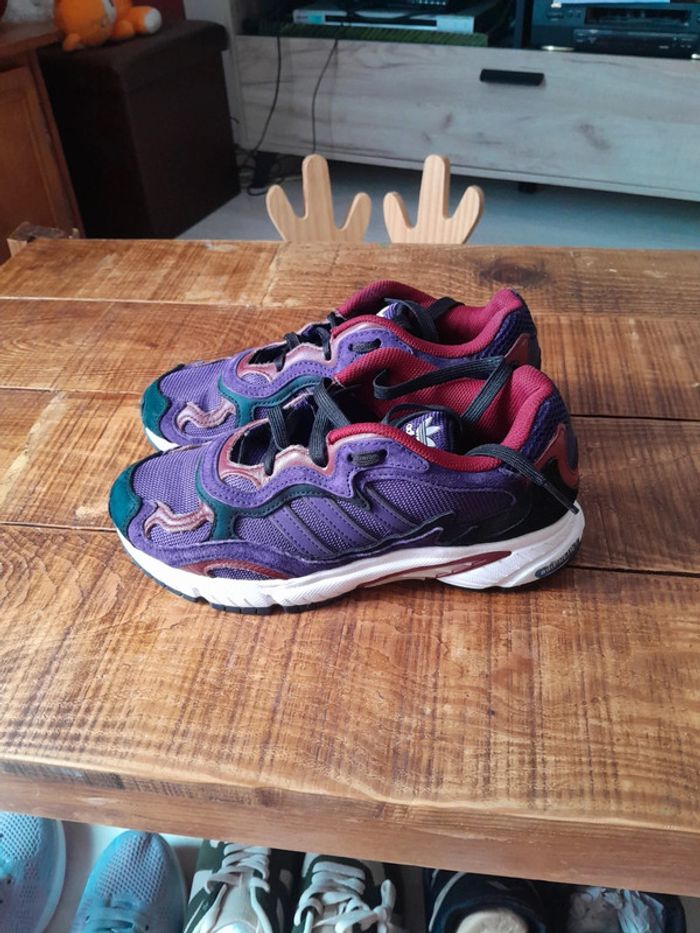 Baskets Adidas temper run taille 38 - photo numéro 3