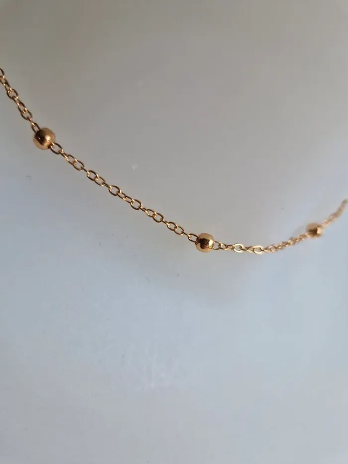Collier fantaisie doré ras de cou - photo numéro 2