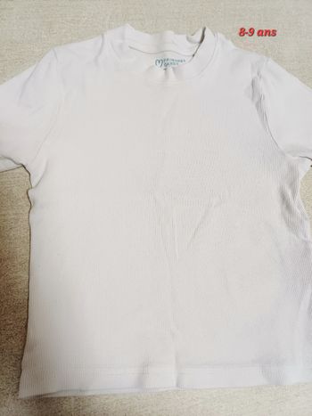 Tee shirt 8-9 ans 