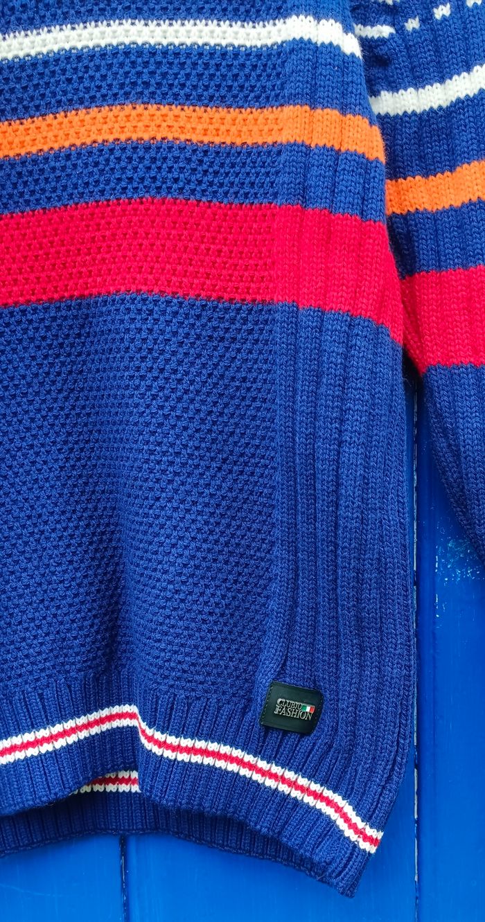 Gros pull Club ju Taille L - photo numéro 10