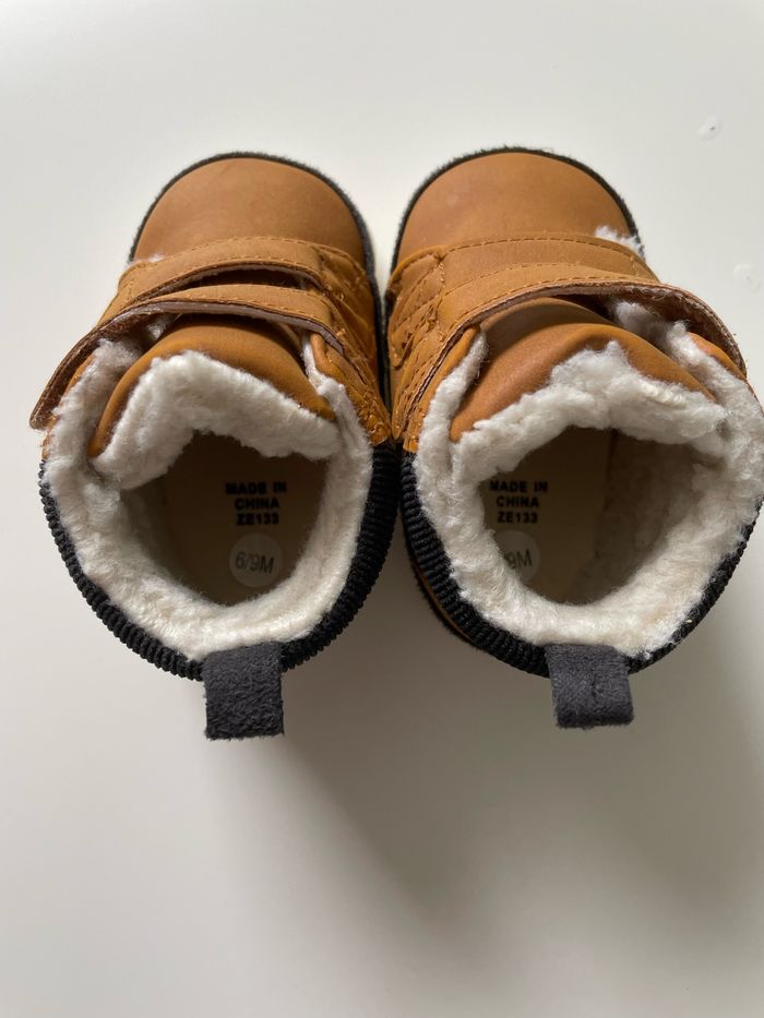 CHAUSSURES BEBE - photo numéro 3