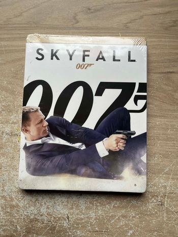 Blu-ray film Skyfall James Bond 007 avec plus d'1h de bonus 