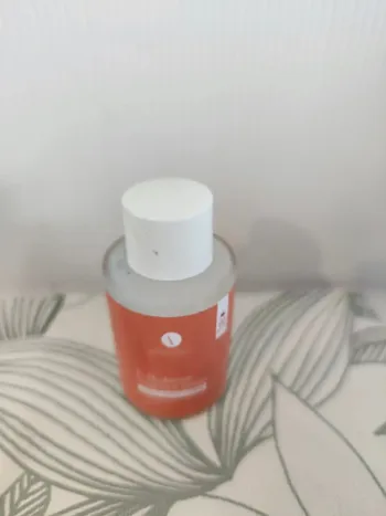 Amynavy serum visage spf 60 et pa  1% hyaluronic 30ml à utiliser 12 mois après ouverture