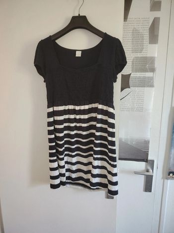 Robe camaïeu taille 3