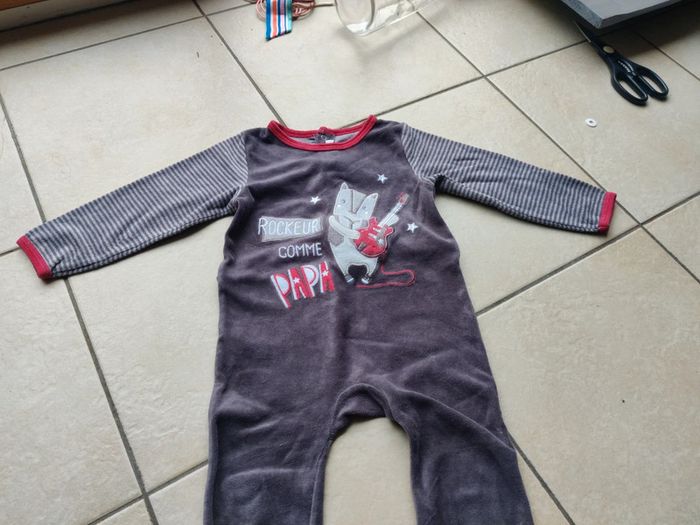 Pyjama 2ans - photo numéro 2