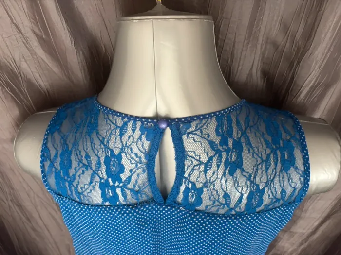 Belle robe mousseline bleue à pois dos dentelle XXXL/46 - photo numéro 6
