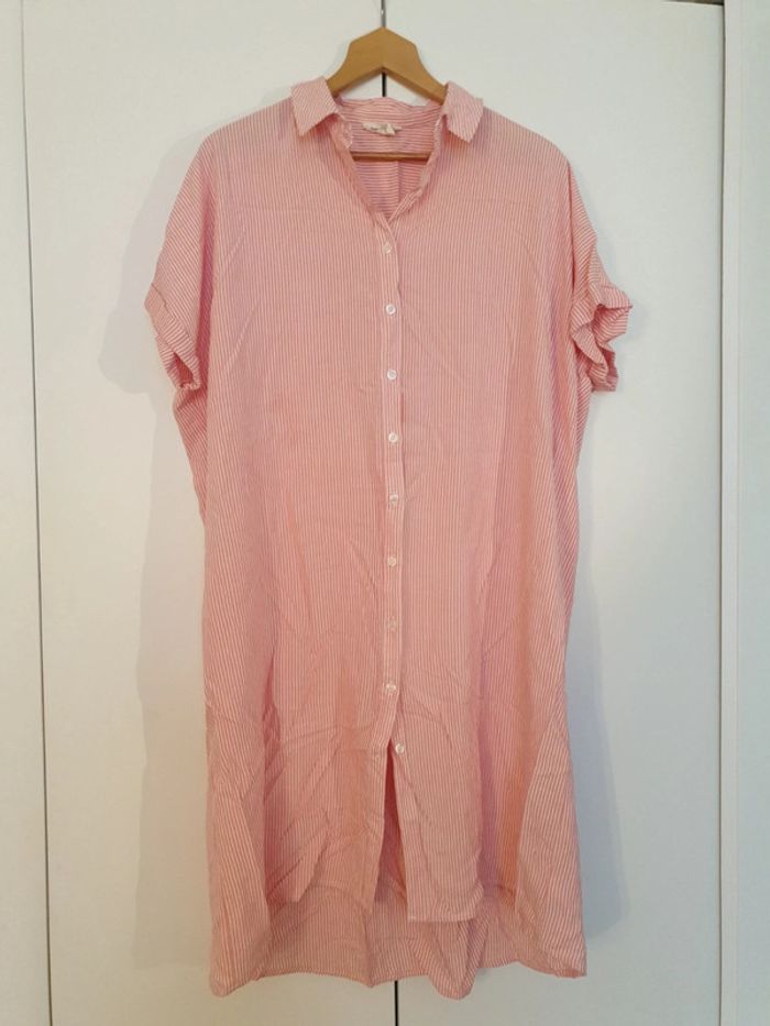 Robe d'été saumon fines rayures blanches